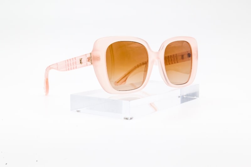 sol Burberry - Coral 4-min